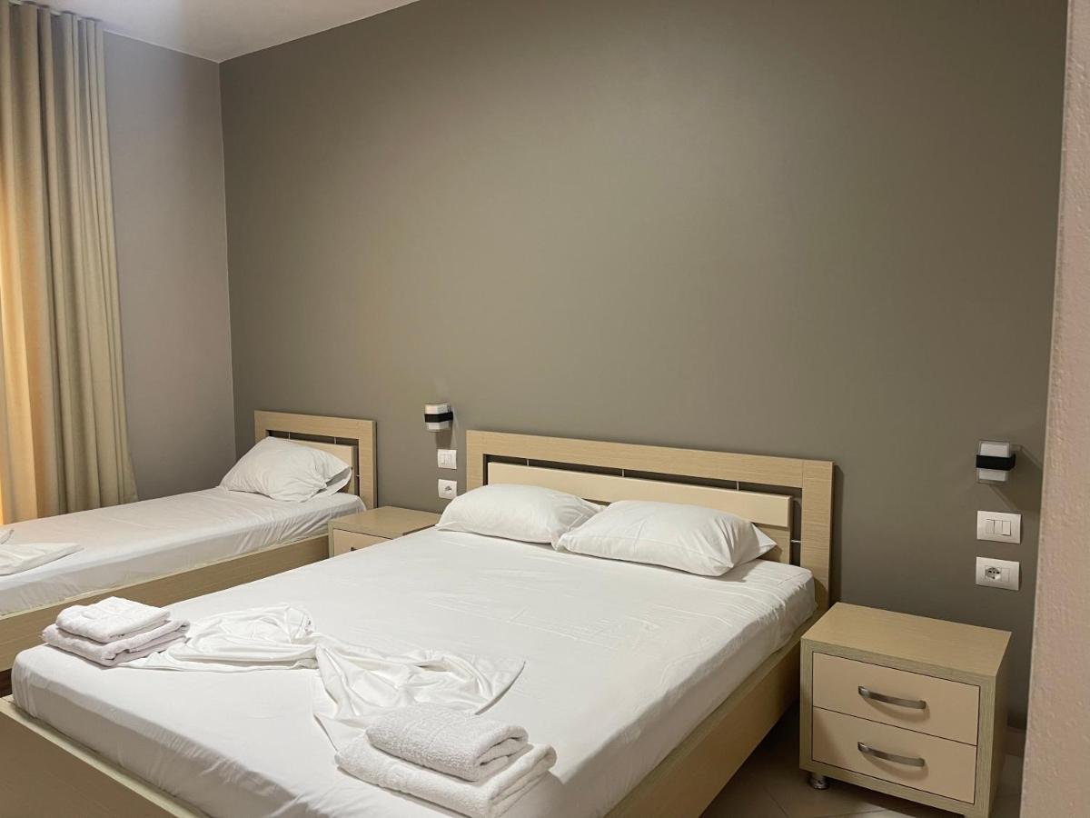 Season Inn Дермі Екстер'єр фото