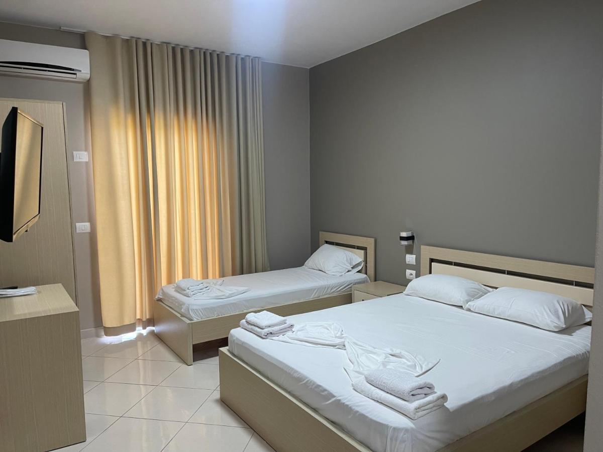 Season Inn Дермі Екстер'єр фото