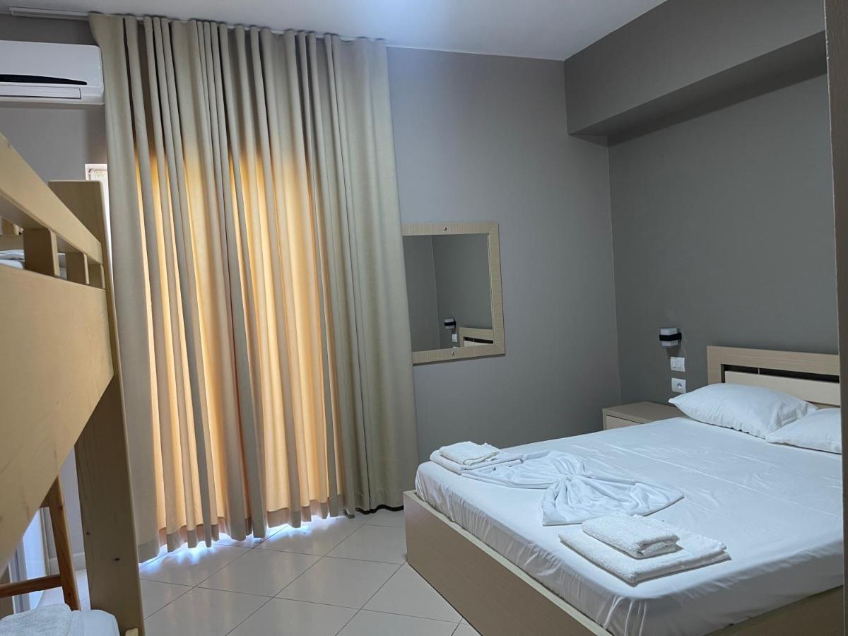 Season Inn Дермі Екстер'єр фото