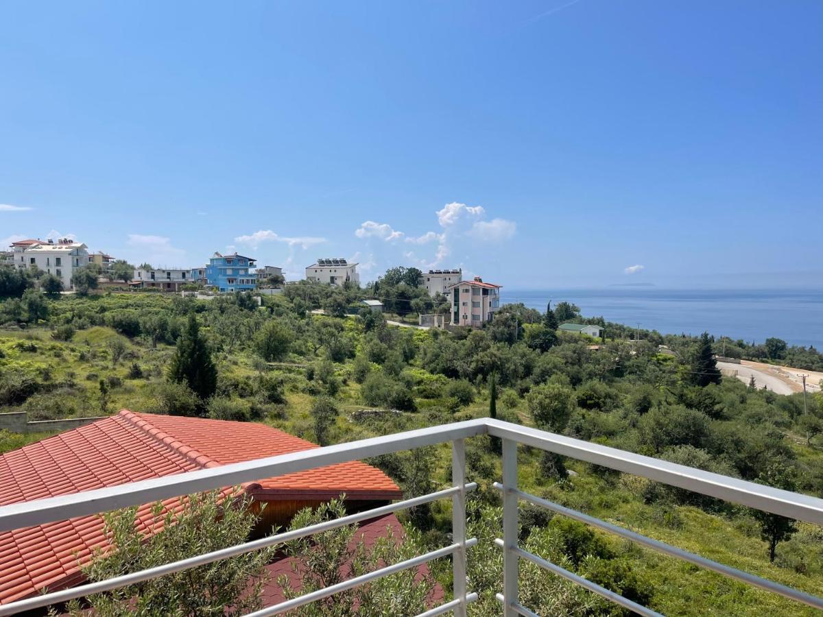 Season Inn Дермі Екстер'єр фото