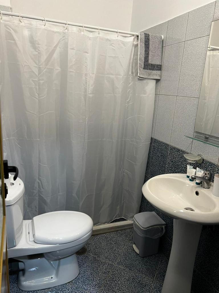 Season Inn Дермі Екстер'єр фото